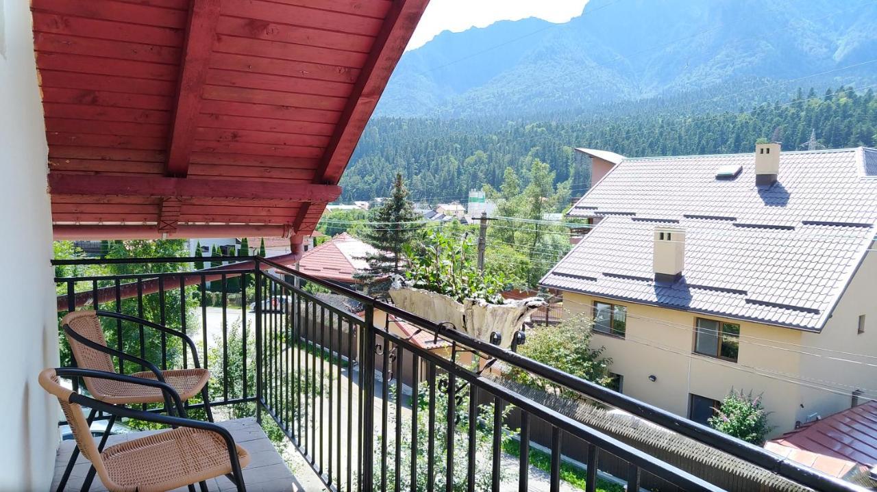 Casa Zura Hotell Buşteni Eksteriør bilde